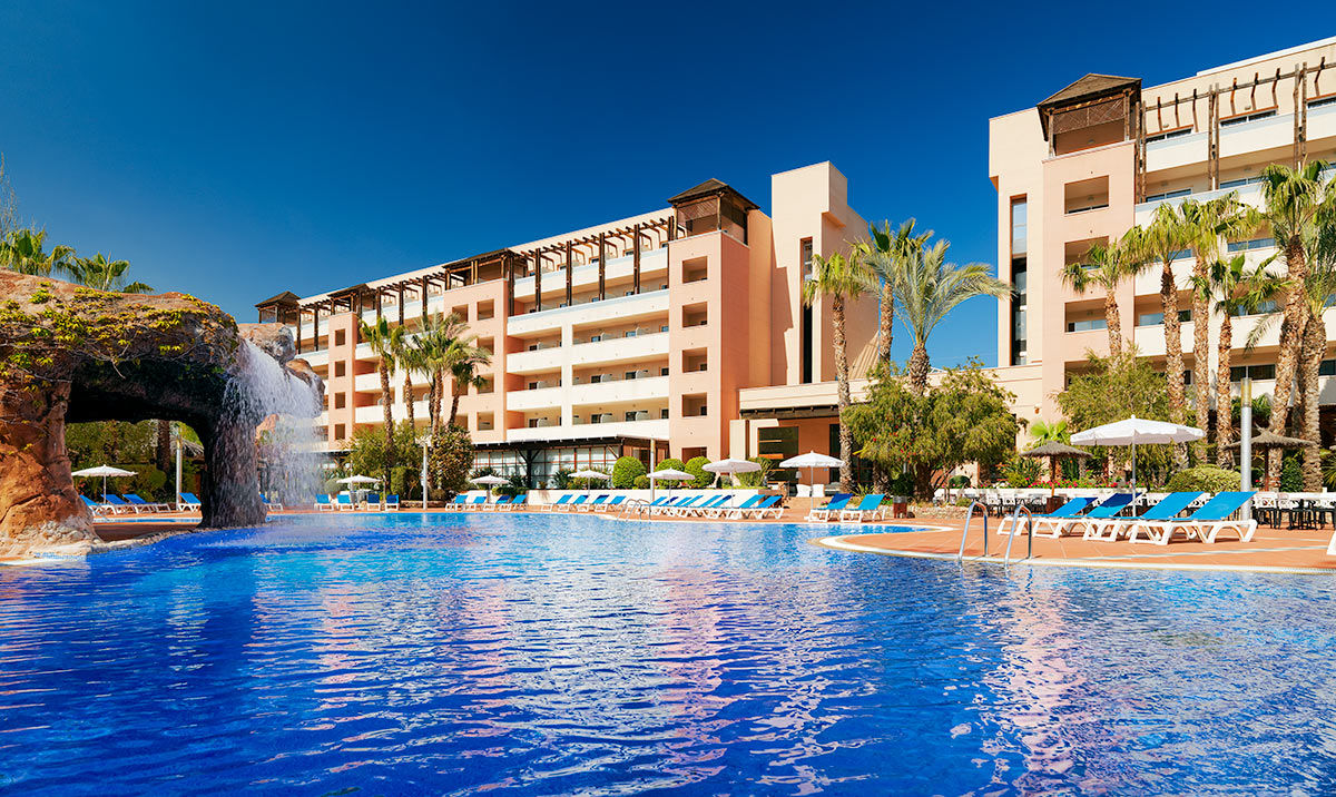 H10 Salauris Palace 4*